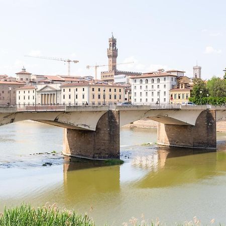 I Renai - Ponte Delle Grazie Modern Apartment Florence Buitenkant foto